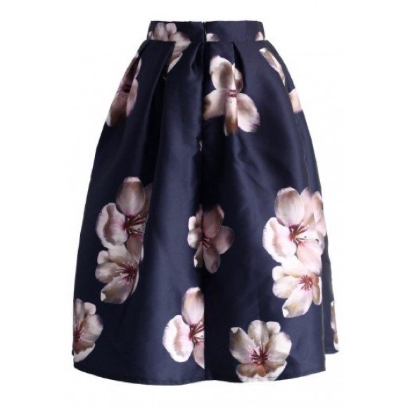 NWT peach blossom midi skirt - Picture 4 of 5